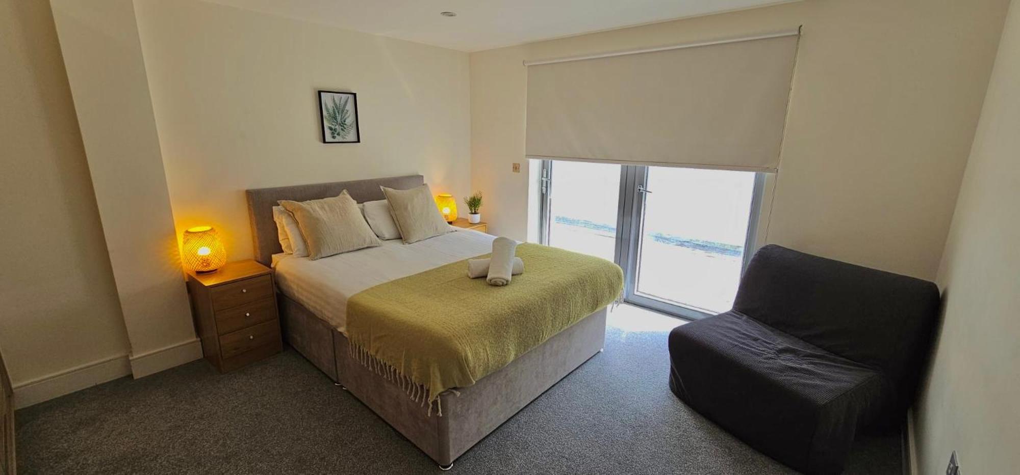 Spacious 3-Bed 3-Bath Luxury Apartment With Balcony Hyde Park ロンドン エクステリア 写真